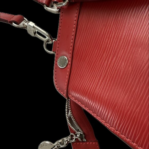 Louis Vuitton Marly BB in Epi Leather - Picture 7 of 13